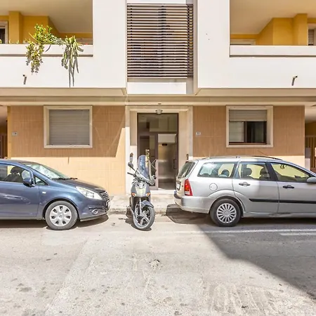 Apartamento Guesthost - Ely's *